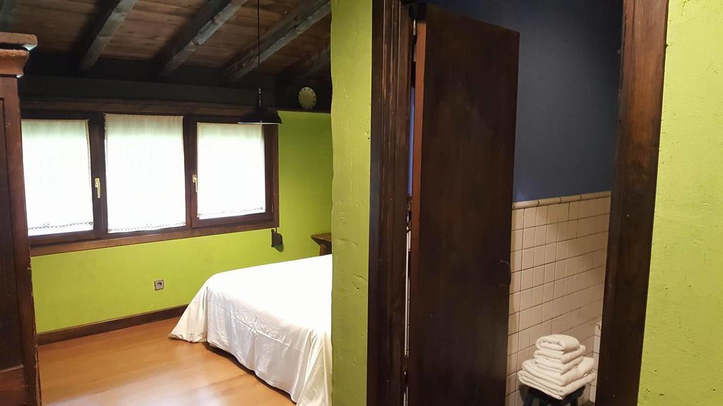Hostal Itzalargikoborda Elizondo Ngoại thất bức ảnh